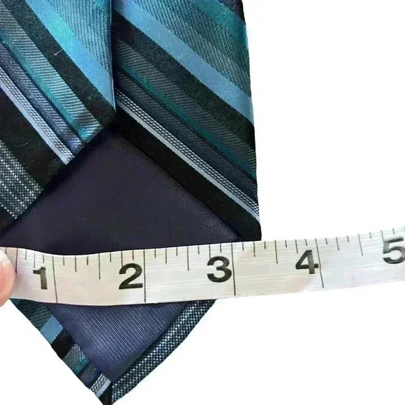 JOE Joseph Abboud Blue Black Striped Mens Neck Tie 100% Silk 60” Length Formal - Picture 7 of 8